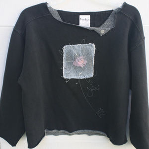 NWOT Kunky's Sweatshirt, Navy Blue, Size Small